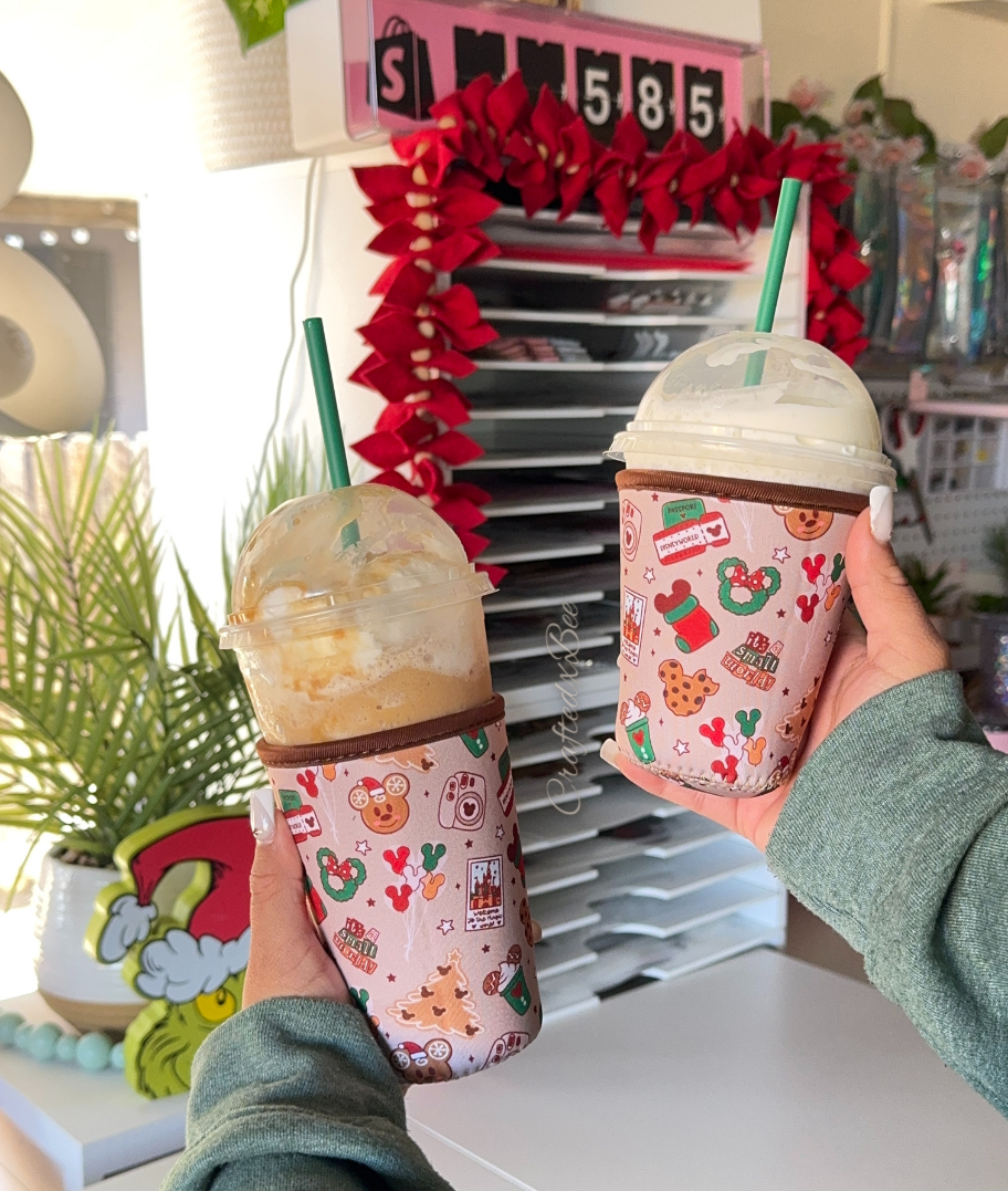 Magical Xmas Cup sleeves RTS